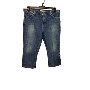 Tommy Hilfiger women's medium-wash denim capri or cropped jeans size 16